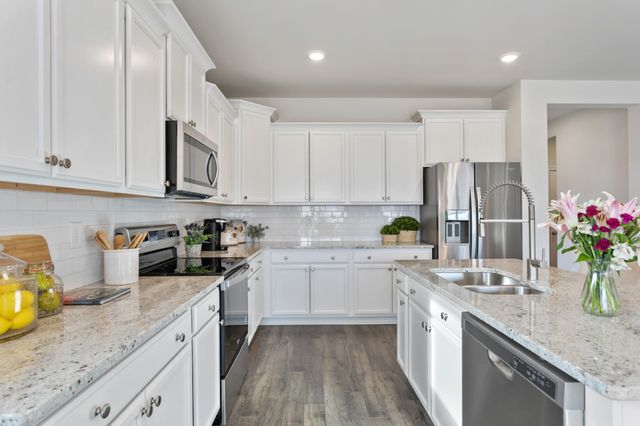 104 Riverview Run, Madison, TN 37115
