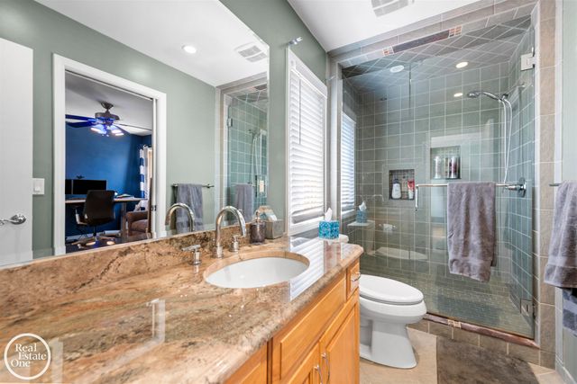 22539 Maple Street, St Clair Shores, MI 48081