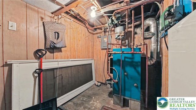 229 West Patterson Street, Lansford Boro, PA 18232