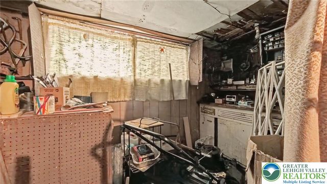 229 West Patterson Street, Lansford Boro, PA 18232
