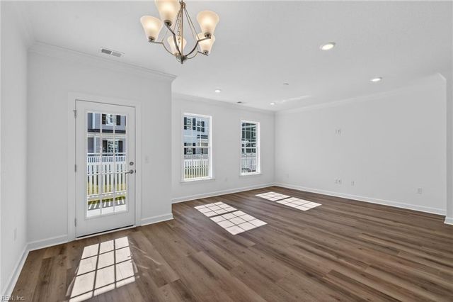 4936 Apricot WAY, Chesapeake, VA 23321