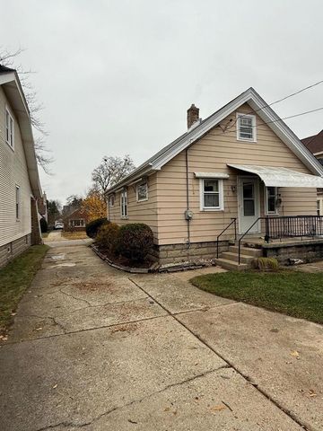 2436 N 60th STREET, Milwaukee, WI 53210