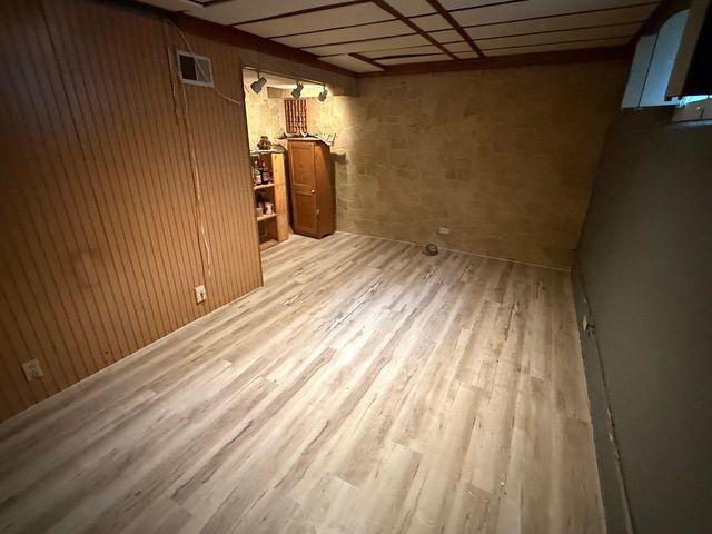 2436 N 60th STREET, Milwaukee, WI 53210