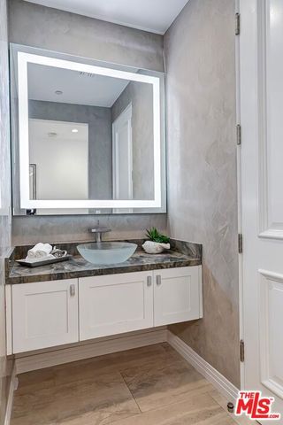 9767 Monte Mar Drive, Los Angeles, CA 90035