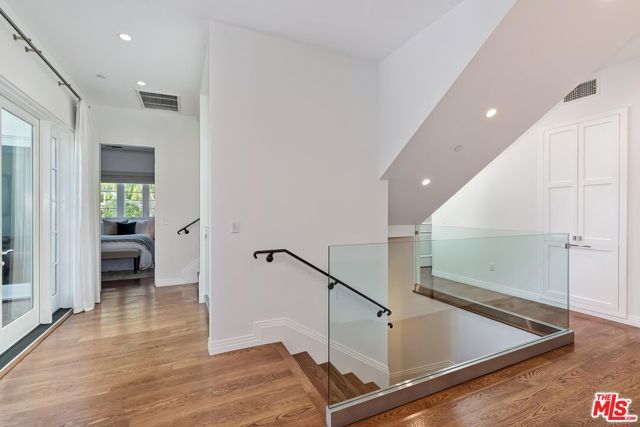 9767 Monte Mar Drive, Los Angeles, CA 90035