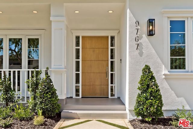 9767 Monte Mar Drive, Los Angeles, CA 90035