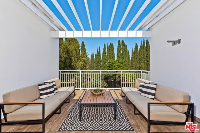 9767 Monte Mar Drive, Los Angeles, CA 90035
