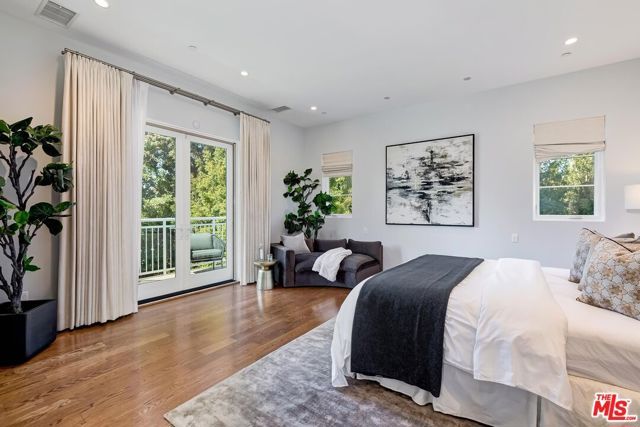 9767 Monte Mar Drive, Los Angeles, CA 90035