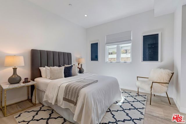 9767 Monte Mar Drive, Los Angeles, CA 90035