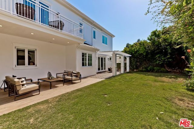 9767 Monte Mar Drive, Los Angeles, CA 90035