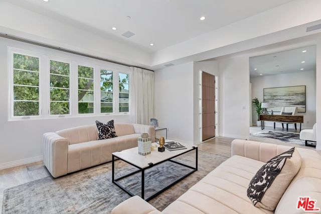 9767 Monte Mar Drive, Los Angeles, CA 90035