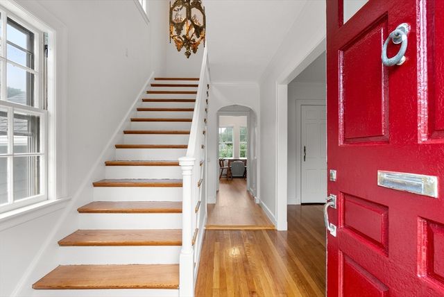 204 Thacher St, Milton, MA 02186