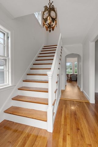 204 Thacher St, Milton, MA 02186
