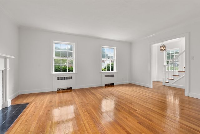 204 Thacher St, Milton, MA 02186