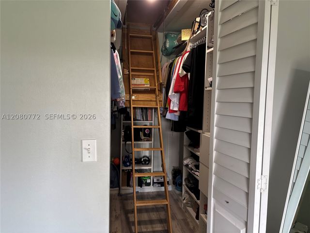 718 Sunny Pine Way F2, Green Acres, FL 33415