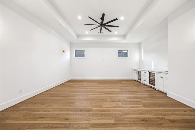 810 W 41st Street, Houston, TX 77018
