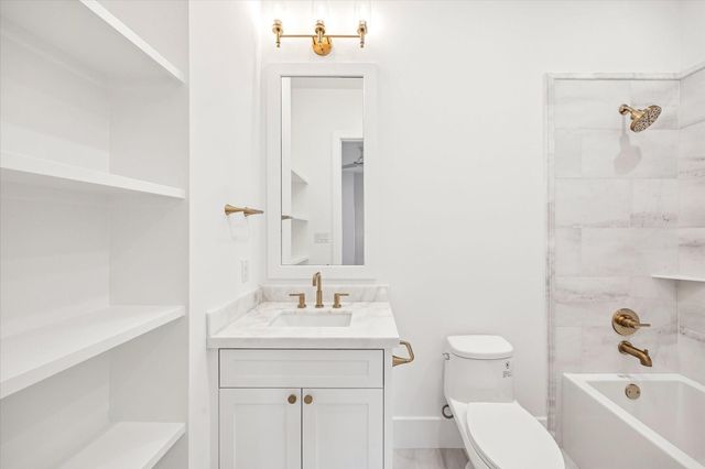810 W 41st Street, Houston, TX 77018
