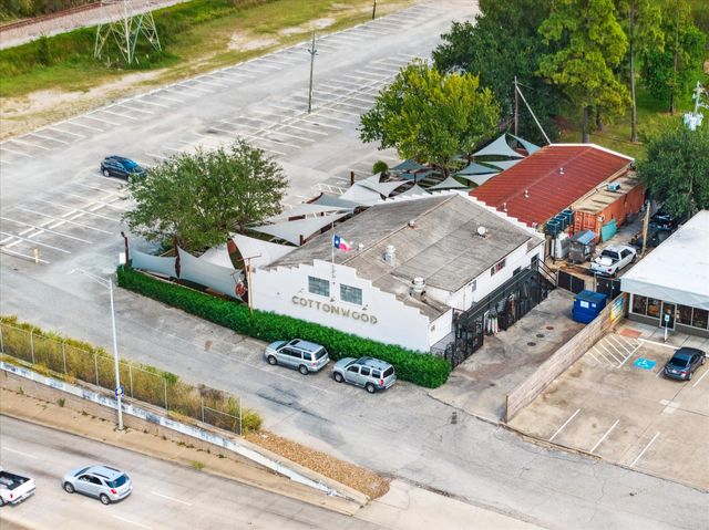 810 W 41st Street, Houston, TX 77018