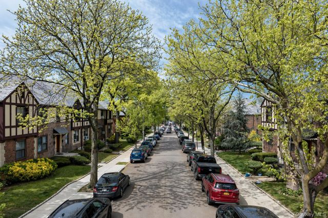 2140 78th Street 2F, East Elmhurst, NY 11370