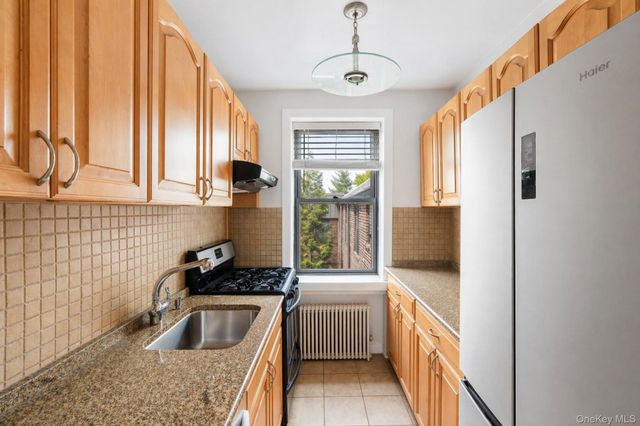 2140 78th Street 2F, East Elmhurst, NY 11370