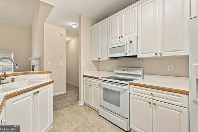 140 Kaylee Court, Fayetteville, GA 30214
