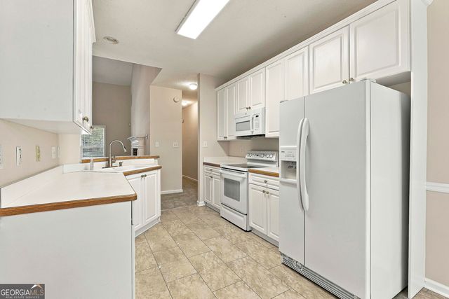 140 Kaylee Court, Fayetteville, GA 30214