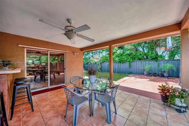 2201 N 57th Ter, Hollywood, FL 33021