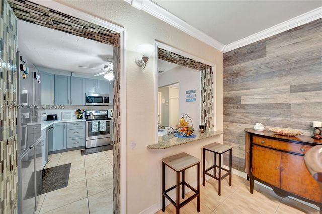 2201 N 57th Ter, Hollywood, FL 33021