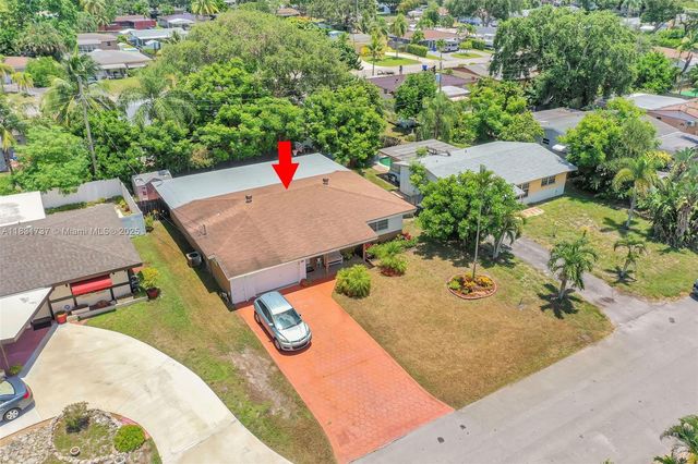2201 N 57th Ter, Hollywood, FL 33021
