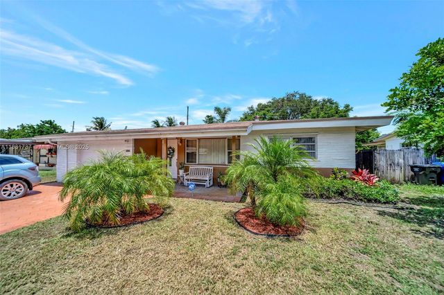 2201 N 57th Ter, Hollywood, FL 33021