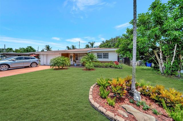 2201 N 57th Ter, Hollywood, FL 33021