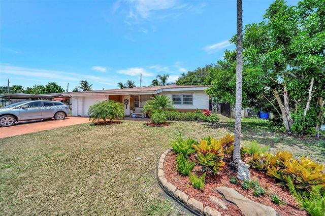 2201 N 57th Ter, Hollywood, FL 33021