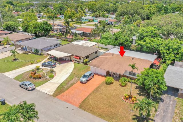 2201 N 57th Ter, Hollywood, FL 33021