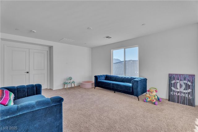 10203 Abseil Street, Las Vegas, NV 89166