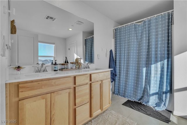 10203 Abseil Street, Las Vegas, NV 89166