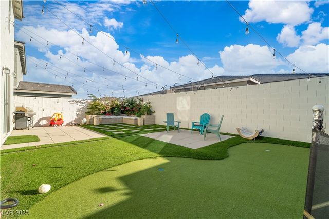 10203 Abseil Street, Las Vegas, NV 89166