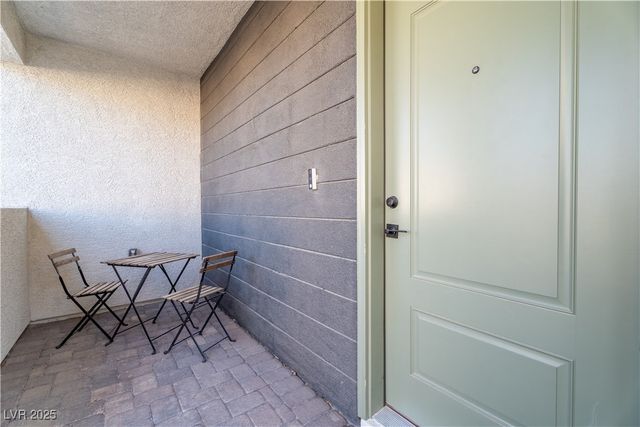 10203 Abseil Street, Las Vegas, NV 89166