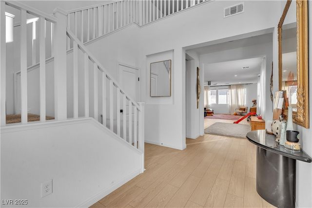 10203 Abseil Street, Las Vegas, NV 89166