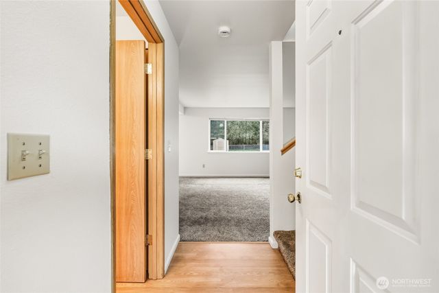 643 School Street SE, Lacey, WA 98503