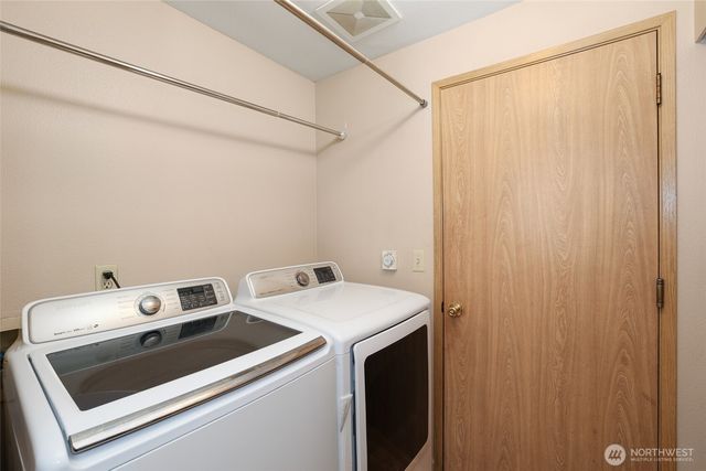 643 School Street SE, Lacey, WA 98503