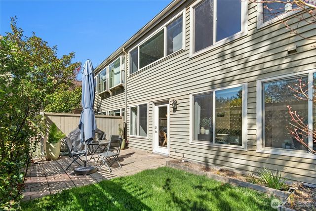 447 7th Avenue, Kirkland, WA 98033