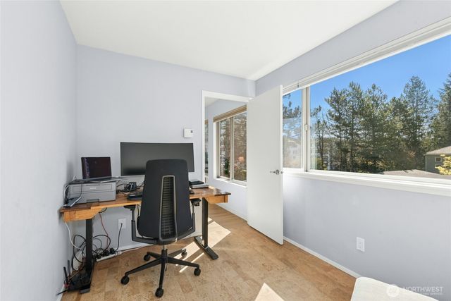 447 7th Avenue, Kirkland, WA 98033