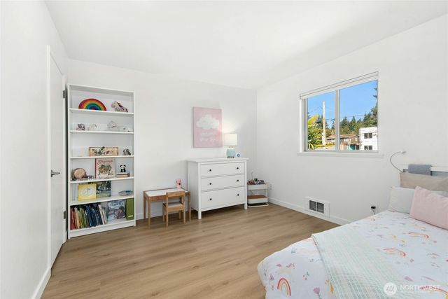 447 7th Avenue, Kirkland, WA 98033