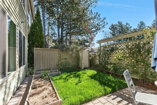 447 7th Avenue, Kirkland, WA 98033