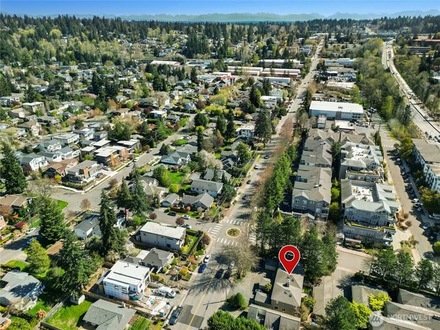 447 7th Avenue, Kirkland, WA 98033