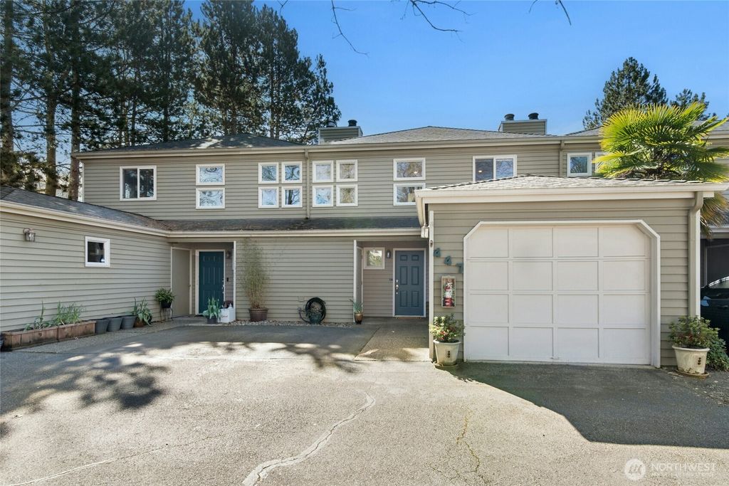447 7th Avenue, Kirkland, WA 98033