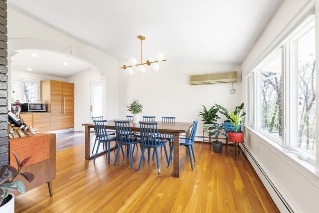 7 Clover Lane, Natick, MA 01760