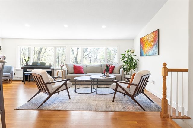 7 Clover Lane, Natick, MA 01760