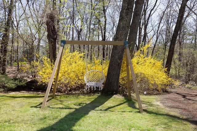 7 Clover Lane, Natick, MA 01760