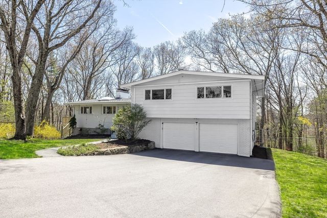 7 Clover Lane, Natick, MA 01760